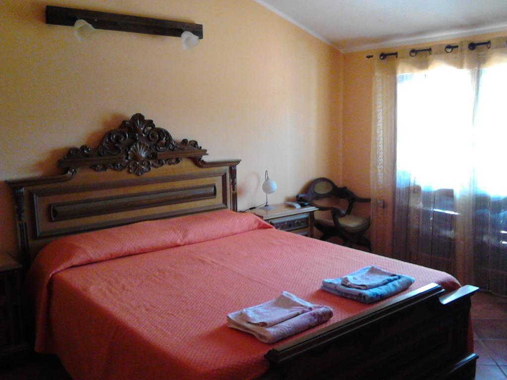 Villa Nina Trecastagni Quarto foto